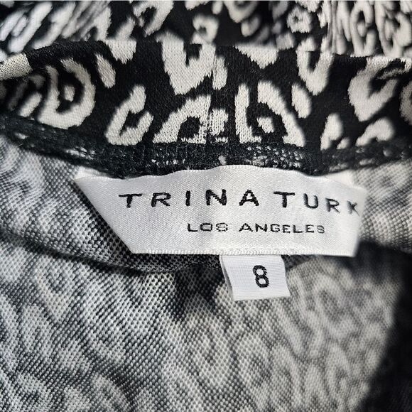 TRINA TURK Black & White Animal Print Knit Bodycon Dress - Size 8 - Picture 6 of 7